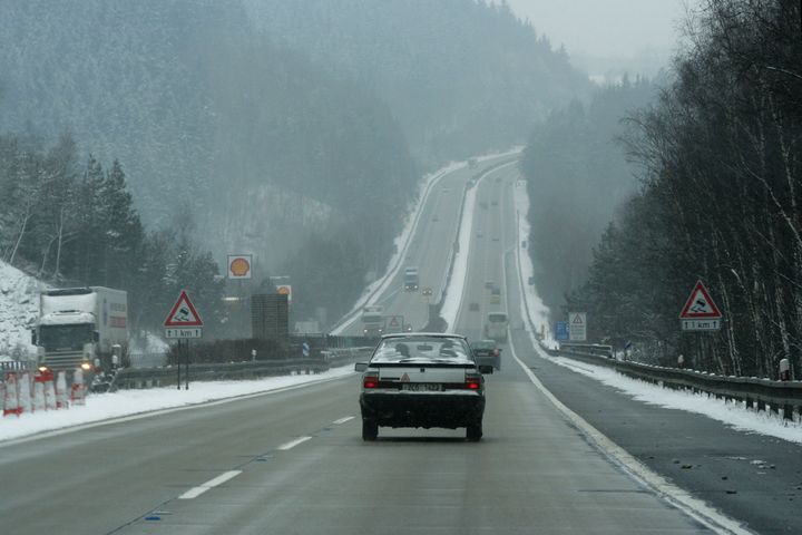 /uploads/posts/36beb7e5cb8b4c94d41b32c384e93bf2fd8e336a/images/Czech_highway_D1 (1).png